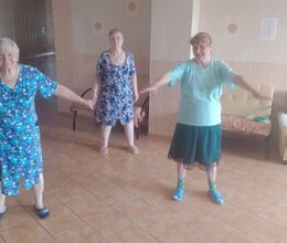 Занятия лечебной физкультурой