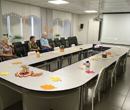 Музыкальная терапия - Караоке-клуб для пожилых людей