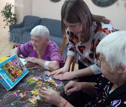 Как и чем занять человека с деменцией