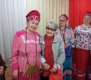 Концерт от хора ветеранов «Енисей» поселка Майна