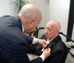 Вручение юбилейных медалей «80 лет Победы» труженикам тыла