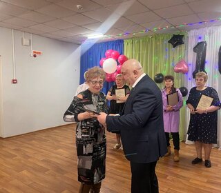 Саяногорское геронтологическое отделение празднует 10-летие со дня открытия.