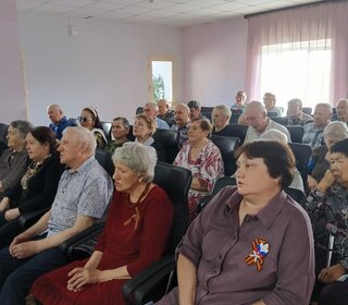 С праздником Победы!