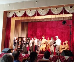 Военный спектакль 