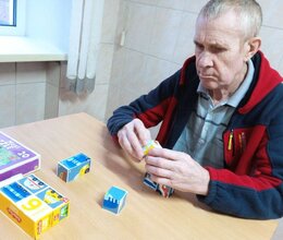 Психологическая поддержка для пожилых людей: Важность ежедневной работы психологов в геронтологии