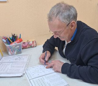 Ежедневные когнитивные занятия с пожилыми людьми