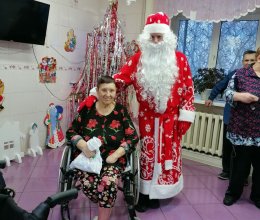 Подарки от Деда Мороза и Снегурочки!