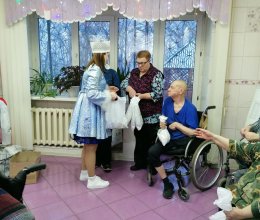 Подарки от Деда Мороза и Снегурочки!