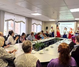 Клуб «Посиделки» вновь собрал сердца!