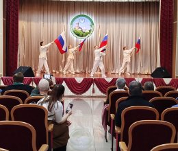 С праздником дорогих мужчин!