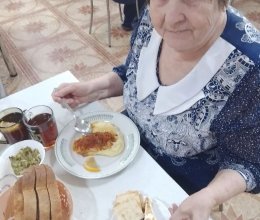 От милых женщин примите поздравление мужчины!