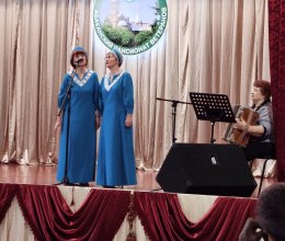 С песней веселее!