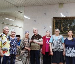Поздравления и подарки для дорогих ветеранов!