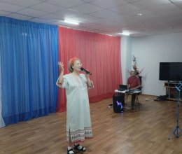 «Россия — священная наша держава, Россия — любимая наша страна»