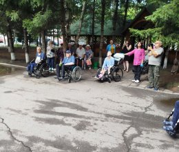 Музыка — сердце радости для пожилых людей!