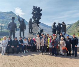 На экскурсию в Саяно-Шушенскую ГЭС