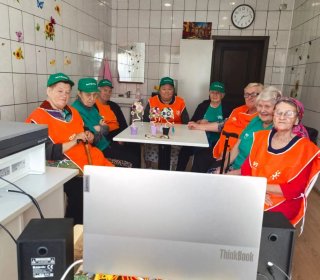 Совместная работа с волонтерами по проекту набирает обороты...