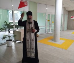 Освящение 3-го корпуса Абаканского пансионата ветеранов настоятелем Владимирского храма, отцом Георгием